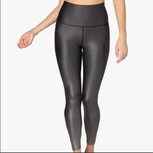 Beyond Yoga Ombré Dots leggings